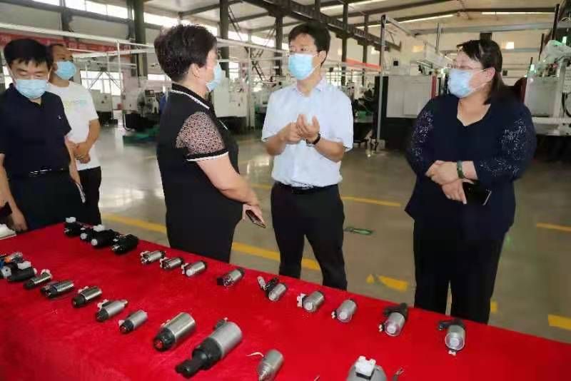 www操逼网com安阳市市长高永一行莅临我公司参观调研
